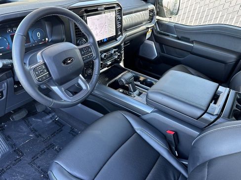 New 2025 Ford F150 Lariat w/ Equipment Group 502A High image 9