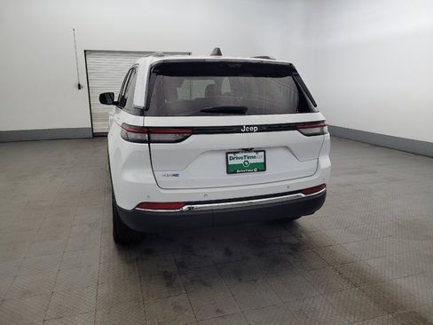 Used 2023 Jeep Grand Cherokee 4WD 4xe w/ Luxury Tech Group II image 6