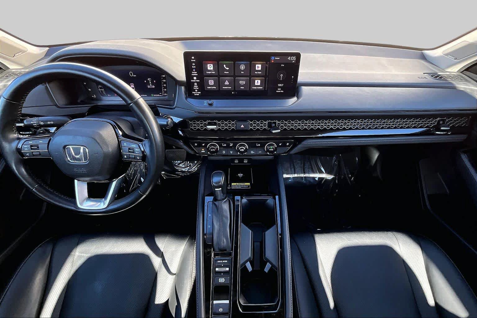 Used 2023 Honda Accord Touring image 15