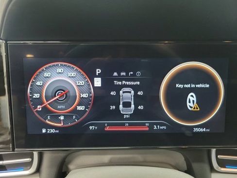 Used 2024 Hyundai Elantra SEL FWD image 26