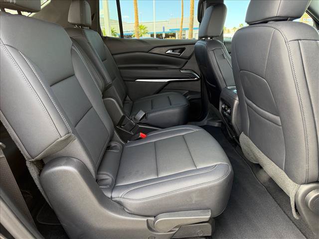 Certified 2026 Chevrolet Traverse LT FWD image 11