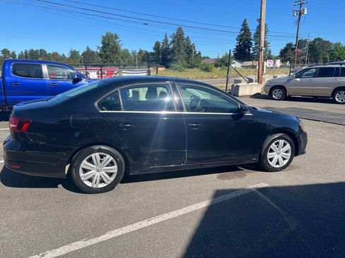Used 2017 Volkswagen Jetta S FWD image 11