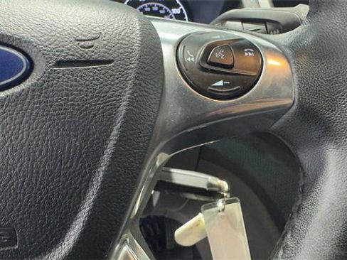 Used 2019 Ford Transit Connect XLT image 28