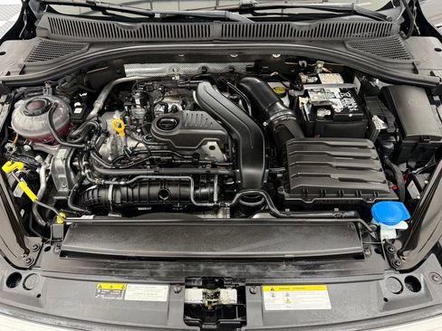 Used 2024 Volkswagen Jetta SE FWD image 9