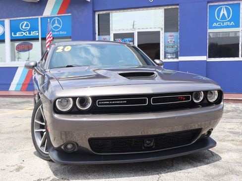Used 2020 Dodge Challenger R/T w/ Plus Package RWD image 2