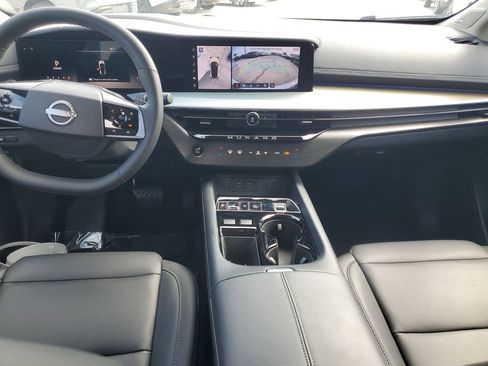 Used 2025 Nissan Murano SL image 14