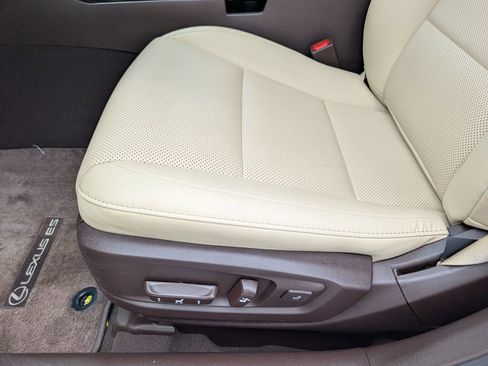 Used 2018 Lexus ES 350 w/ Accessory Package 2 FWD image 12