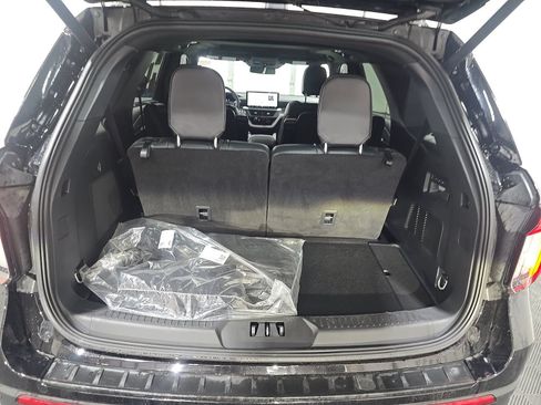Used 2025 Ford Explorer ST AWD/4WD image 9