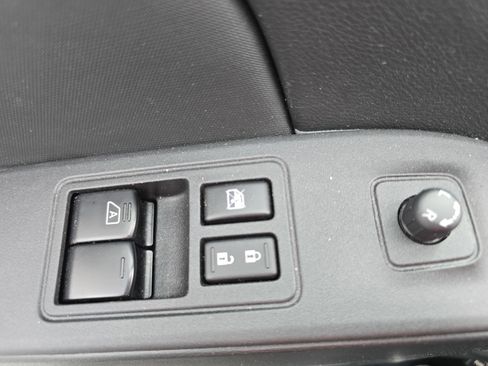 Certified 2023 Nissan Frontier SV w/ SV Convenience Package RWD image 26