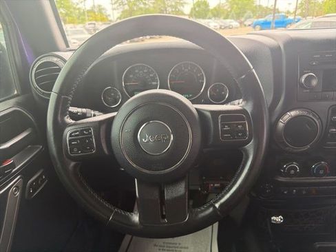 Used 2018 Jeep Wrangler Unlimited Sport S AWD/4WD image 18