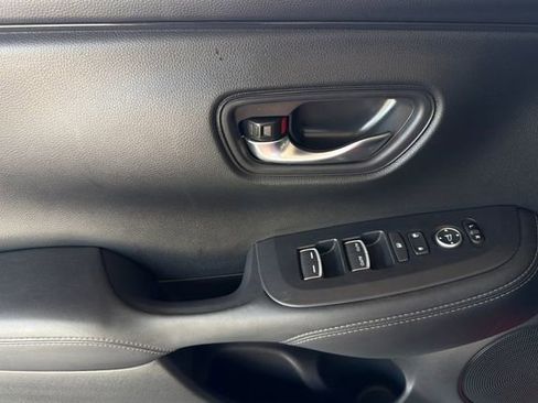 Certified 2024 Honda HR-V EX-L image 12