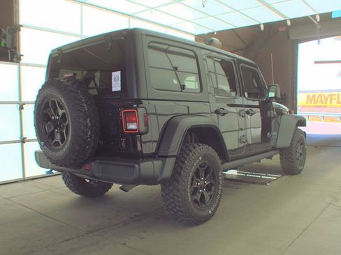 Used 2023 Jeep Wrangler Unlimited w/ Cold Weather Group AWD/4WD image 2