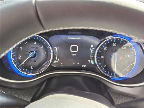 New 2026 Chrysler Pacifica Select image 14