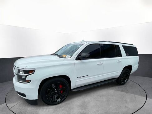 Used 2020 Chevrolet Suburban Premier image 3