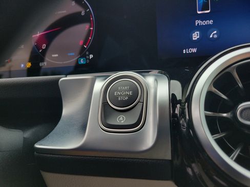 Certified 2026 Mercedes-Benz GLB 250 image 22