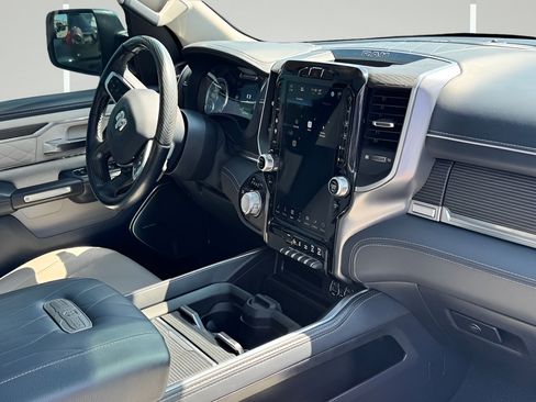 Used 2022 RAM 1500 Limited AWD/4WD image 6