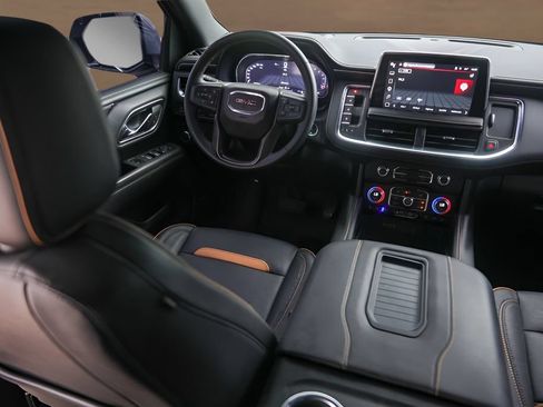 Used 2023 GMC Yukon XL AT4 w/ LPO, Floor Liner Package AWD/4WD image 27