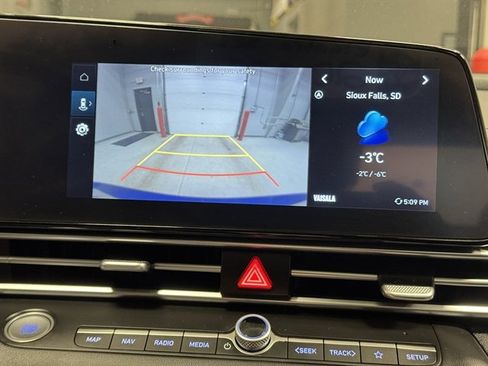 Used 2023 Hyundai Elantra SEL w/ Convenience Package image 22