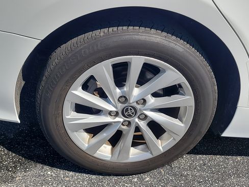 Certified 2024 Toyota Camry LE FWD image 10