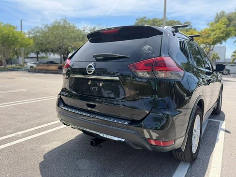 Used 2018 Nissan Rogue S w/ S Value Package FWD image 12