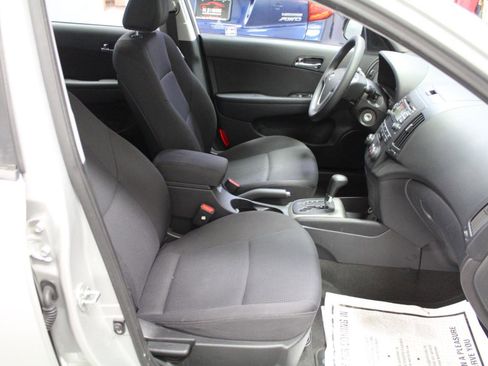Used 2012 Hyundai Elantra w/ Preferred Pkg FWD image 19