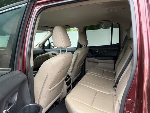 Used 2017 Honda Ridgeline RTL-T image 13
