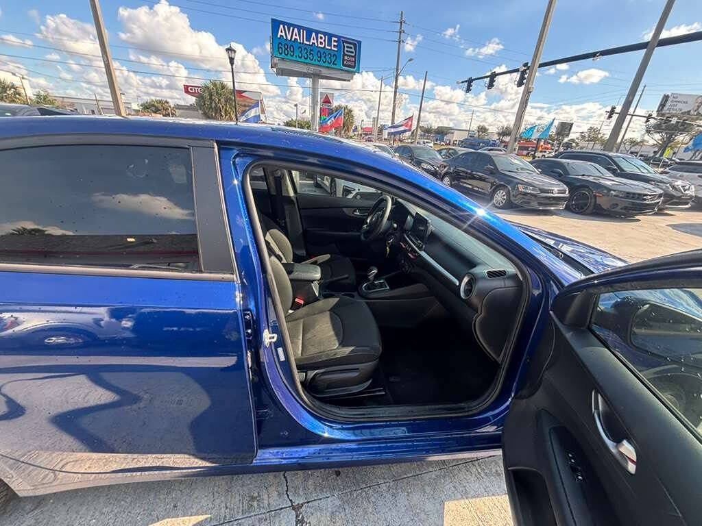 Used 2021 Kia Forte LXS FWD image 10