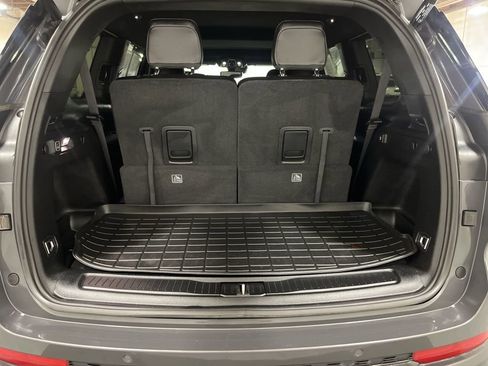 Used 2023 Jeep Grand Cherokee L Laredo image 7