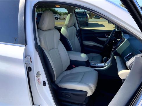 Used 2019 Subaru Ascent Limited w/ Popular Package #3 AWD/4WD image 9