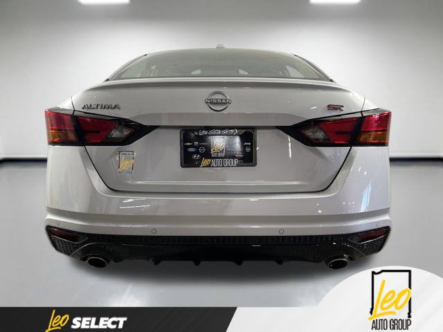 Used 2025 Nissan Altima 2.5 SR w/ SR Premium Package FWD image 29