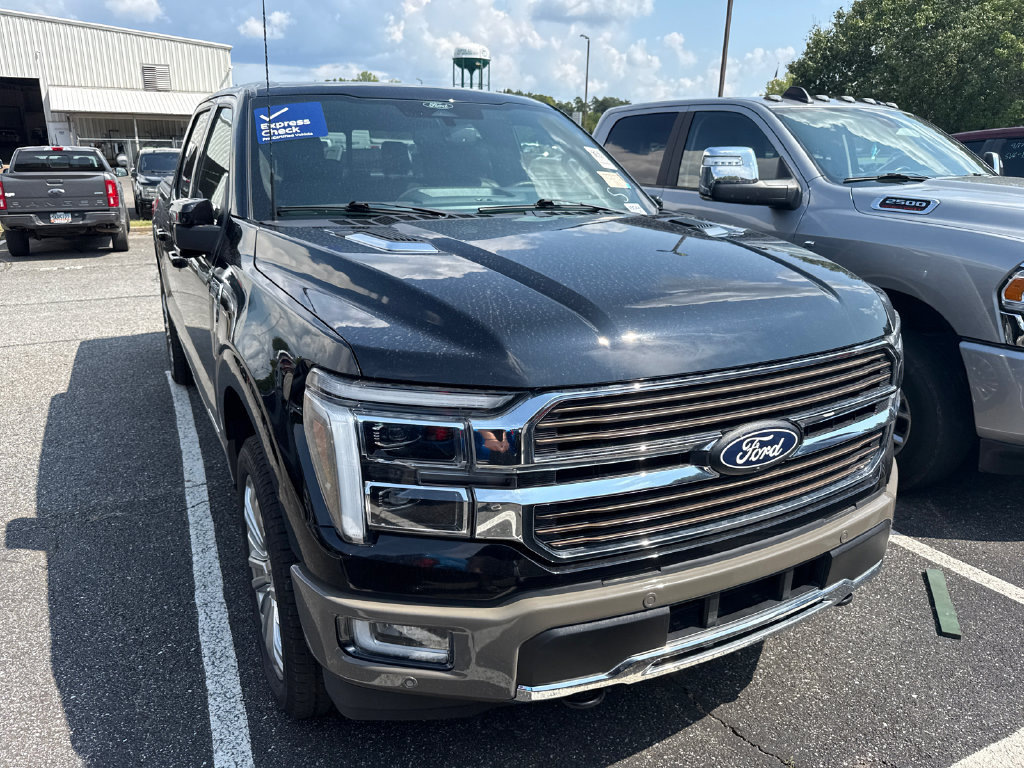 Used 2025 Ford F150 King Ranch AWD/4WD image 3