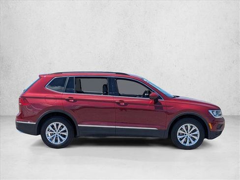 Used 2018 Volkswagen Tiguan SE FWD image 4