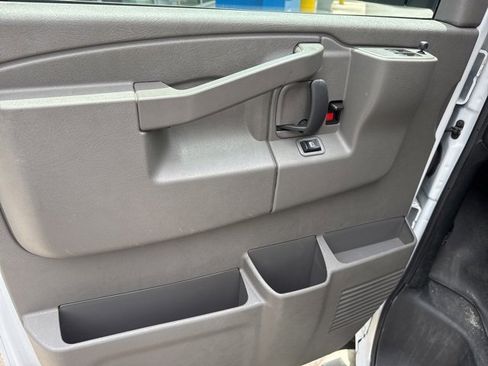 Certified 2023 Chevrolet Express 2500 w/ Driver Convenience Package image 8