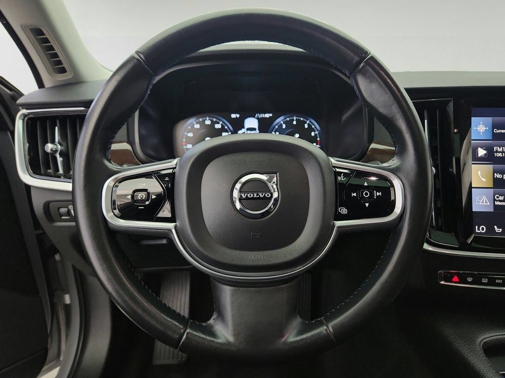 Used 2017 Volvo S90 T6 Momentum w/ Vision Package AWD/4WD image 14