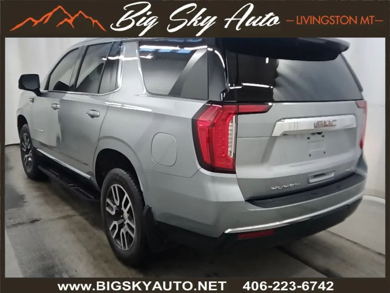 Used 2024 GMC Yukon SLT w/ SLT Luxury Package AWD/4WD image 2