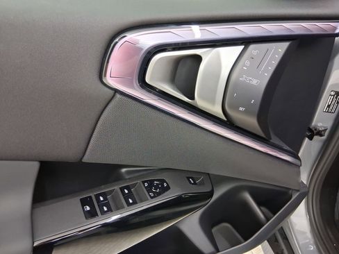 New 2026 BMW X3 xDrive30 w/ Premium Package image 12