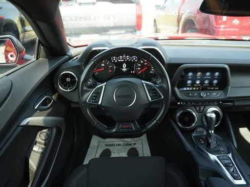 Used 2022 Chevrolet Camaro SS RWD image 17