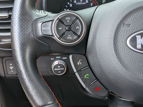 Used 2017 Kia Soul ! w/ Tech Package image 24