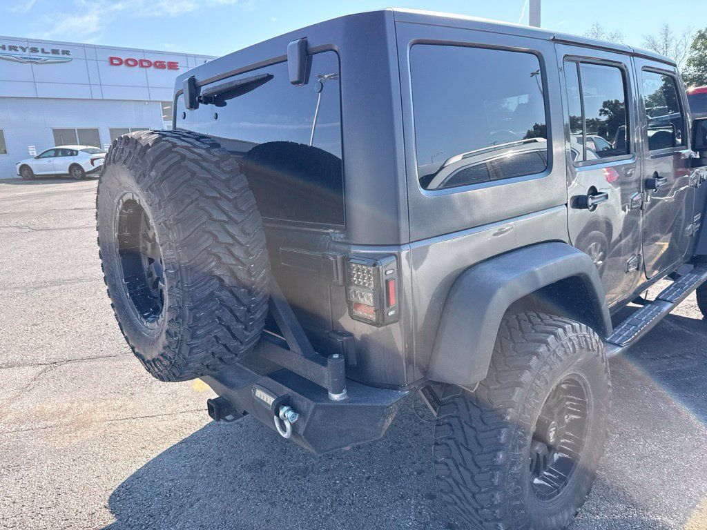 Used 2018 Jeep Wrangler Unlimited Sport S AWD/4WD image 20