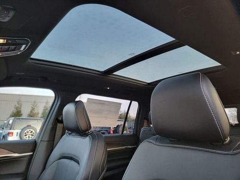 New 2026 Jeep Grand Cherokee L Limited image 4