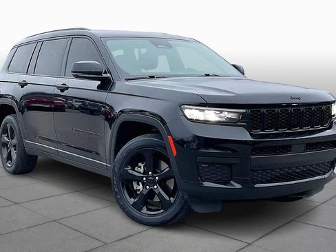 Used 2023 Jeep Grand Cherokee L Altitude image 2