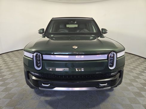 Used 2024 Rivian R1S Adventure image 8