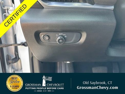 Used 2023 Chevrolet Traverse RS AWD/4WD image 16