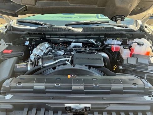 New 2026 Chevrolet Silverado 2500 ZR2 w/ LPO, Dark Essentials Package AWD/4WD image 6