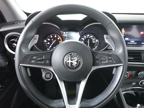 Used 2019 Alfa Romeo Stelvio Ti w/ TI Performance Package image 15