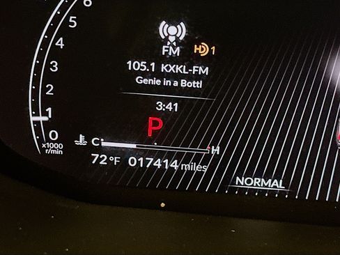 Used 2025 Acura MDX SH-AWD image 19