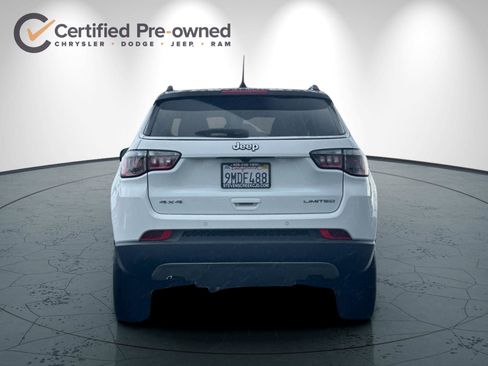 Used 2024 Jeep Compass Limited image 5
