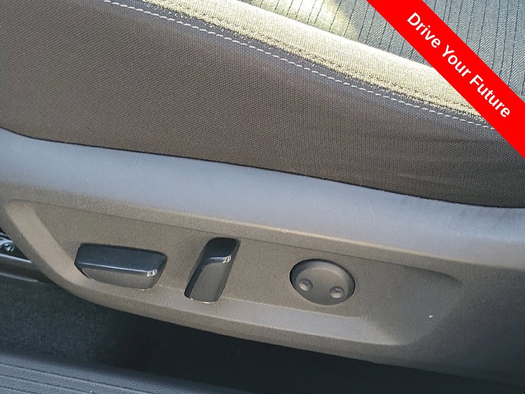 Used 2021 Nissan Rogue SV FWD image 17