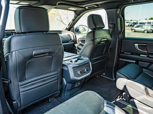 Used 2025 Ford Expedition Max Platinum w/ Stealth Appearance Package AWD/4WD image 43