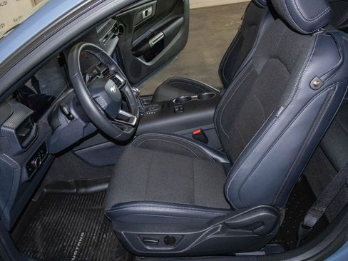 Used 2025 Ford Mustang Coupe RWD image 7